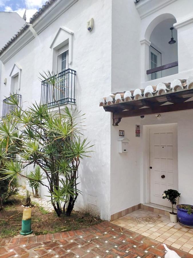 Luxury Townhouse Golden Mile Vila Marbella Exterior foto